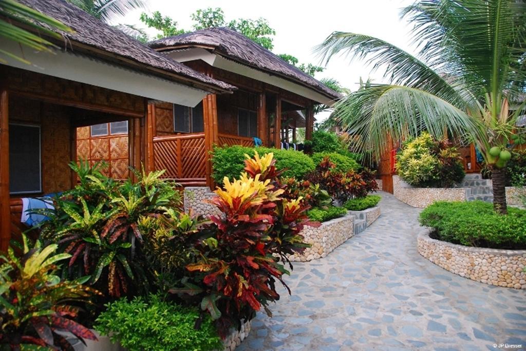 Magic Island Dive Resort Moalboal Exterior photo