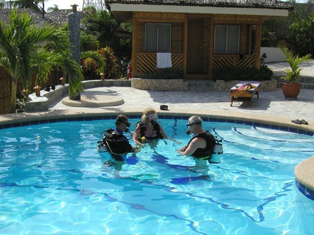 Magic Island Dive Resort Moalboal Exterior photo